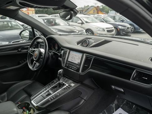 Used 2017 Porsche Macan S AWD/4WD image 14
