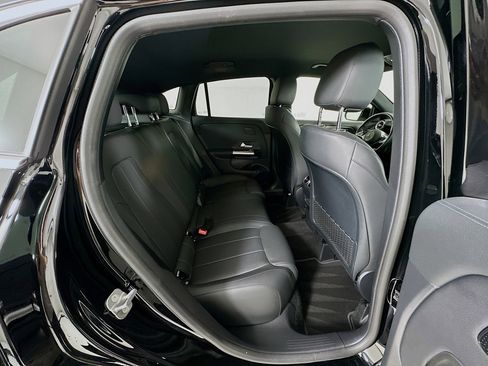 Certified 2025 Mercedes-Benz GLA 250 4MATIC image 30