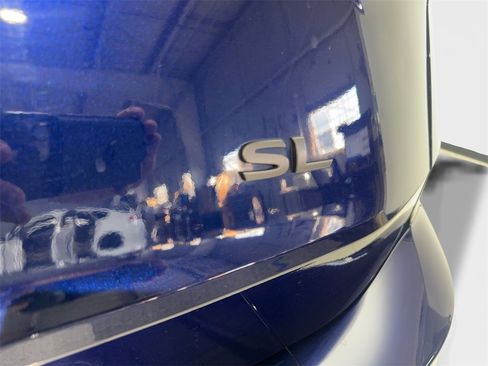 Used 2024 Nissan Rogue SL image 23