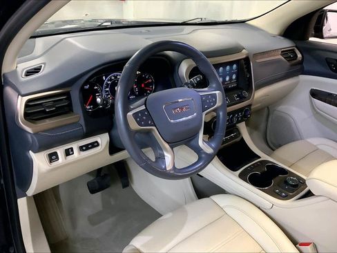 Used 2021 GMC Acadia Denali w/ Denali Ultimate Package image 17