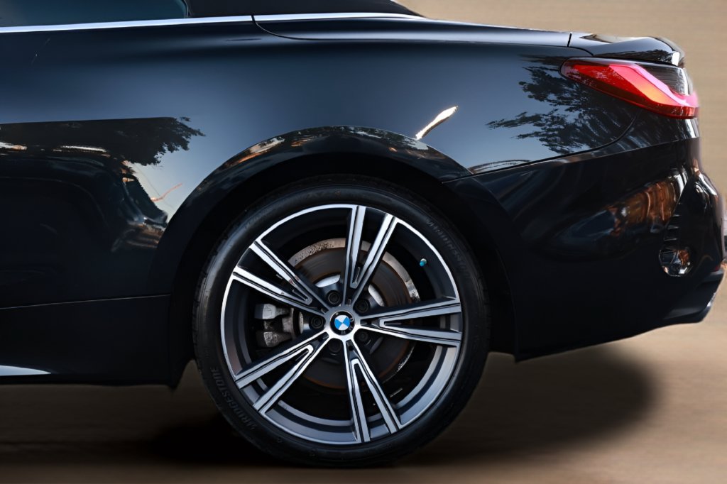 Used 2024 BMW 430i xDrive Convertible w/ Convenience Package AWD/4WD image 9