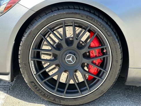 Used 2017 Mercedes-Benz AMG GT S w/ Exclusive Interior Package image 22
