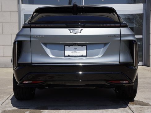 Used 2024 Cadillac Lyriq Tech image 7