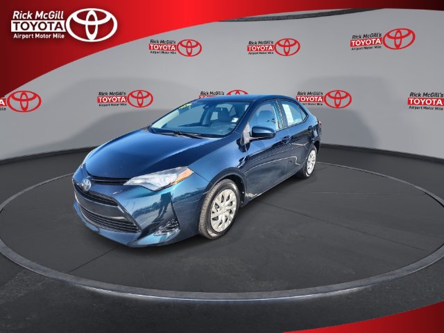 Used 2017 Toyota Corolla LE FWD image 4