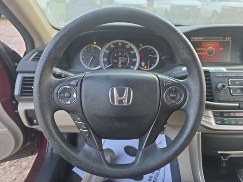 Used 2013 Honda Accord LX image 17