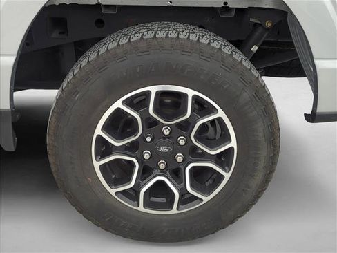 Used 2022 Ford F150 XLT w/ Equipment Group 302A High image 9