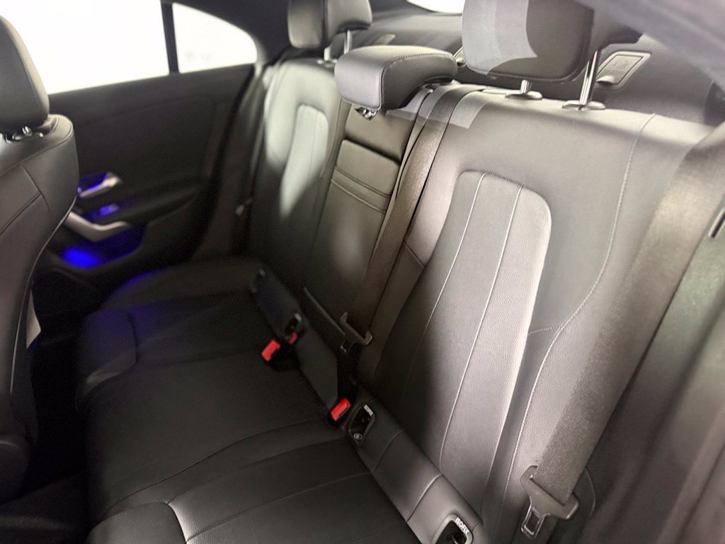 Used 2023 Mercedes-Benz CLA 250 4MATIC image 27