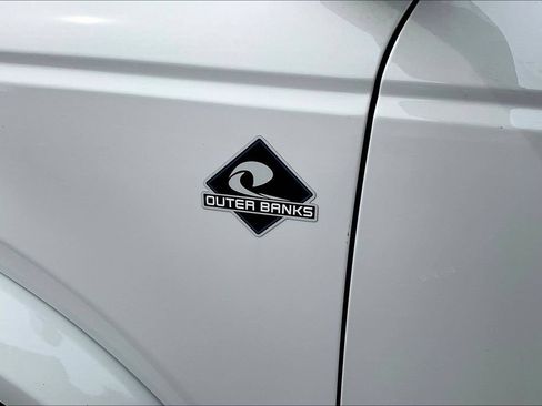 New 2026 Ford Bronco Outer Banks AWD/4WD image 9