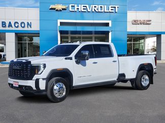 New 2026 GMC Sierra 3500 Denali Ultimate w/ LPO, Black Badging Package video 1