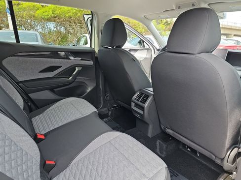 Used 2025 Volkswagen Tiguan S FWD image 11