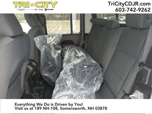 New 2026 Jeep Gladiator Sport image 23