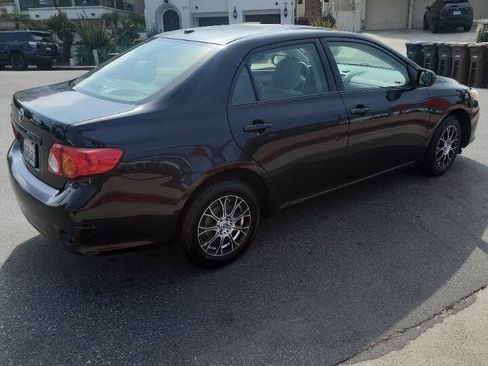 Used 2009 Toyota Corolla FWD image 4