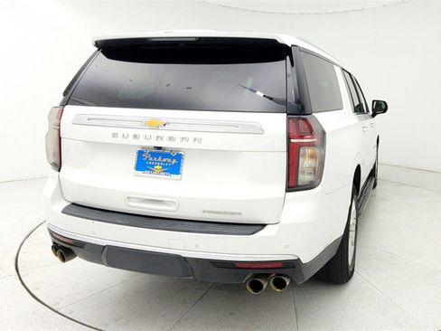 Used 2022 Chevrolet Suburban Premier image 6