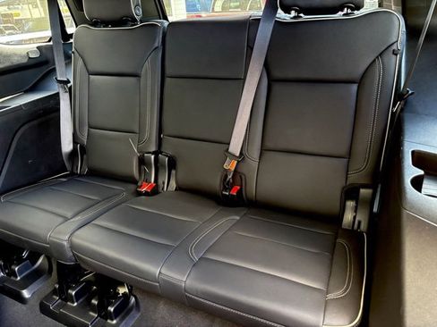 Certified 2022 GMC Yukon SLT w/ SLT Premium Package image 10