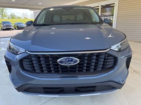 Used 2023 Ford Escape Active w/ Tech Pack #2 AWD/4WD image 8