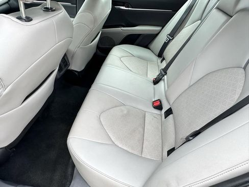 Used 2024 Toyota Camry XSE image 7