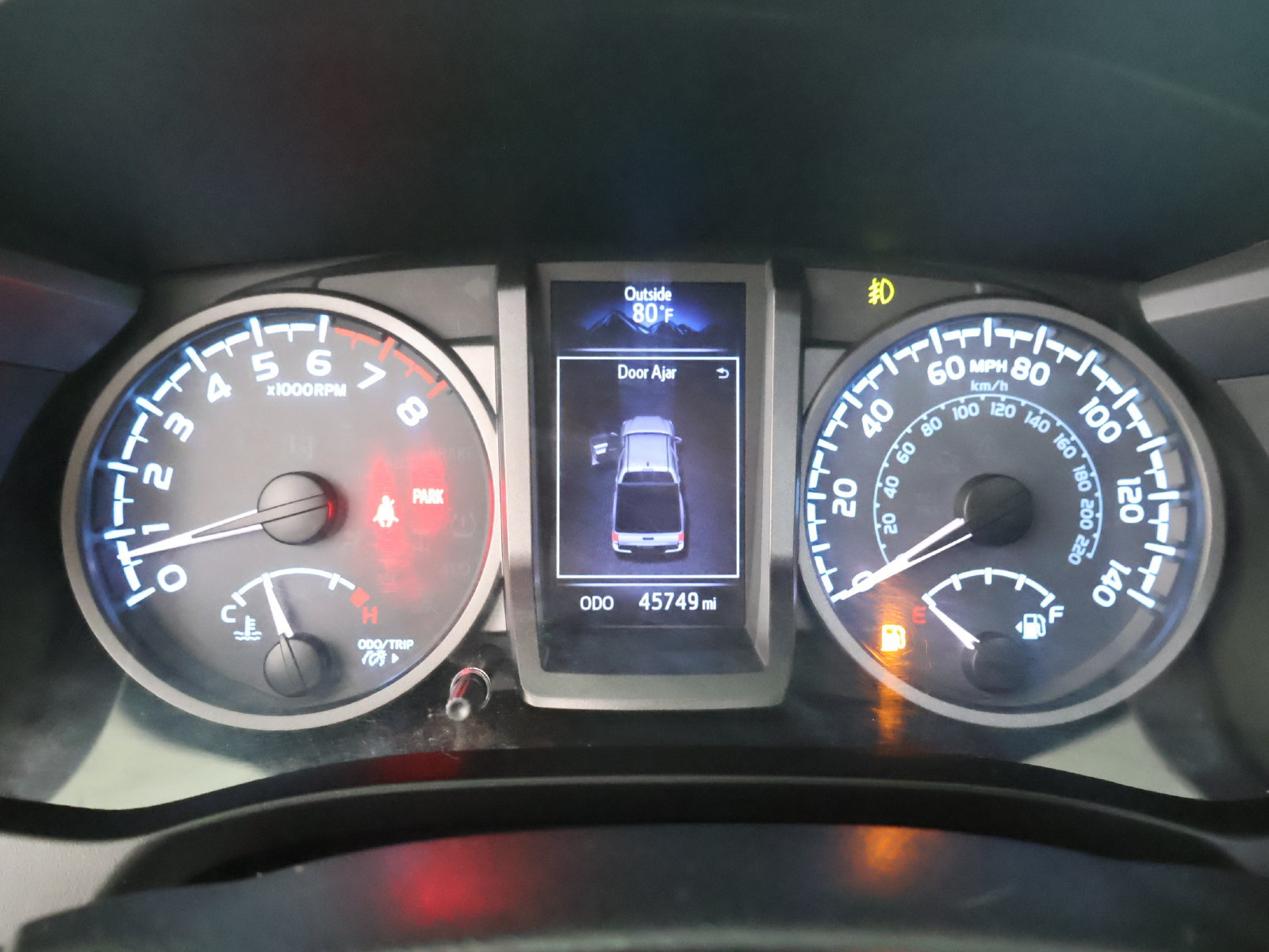 Used 2019 Toyota Tacoma TRD Off-Road w/ Technology Package AWD/4WD image 31