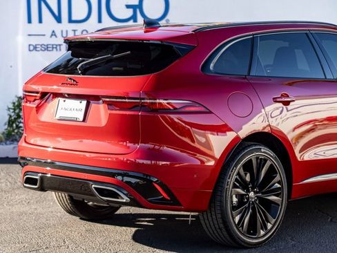 Used 2025 Jaguar F-PACE R-Dynamic S image 7