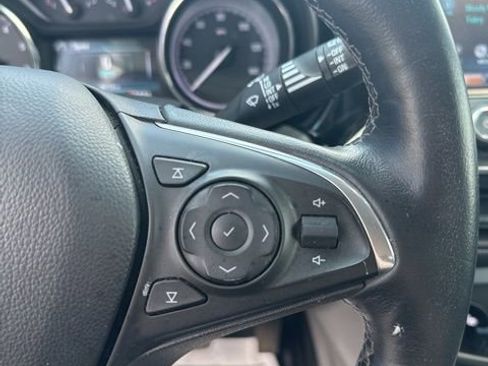 Used 2020 Buick Envision Essence image 16