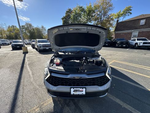 Used 2024 Kia Sportage X-Line w/ X-Line Premium Package image 31