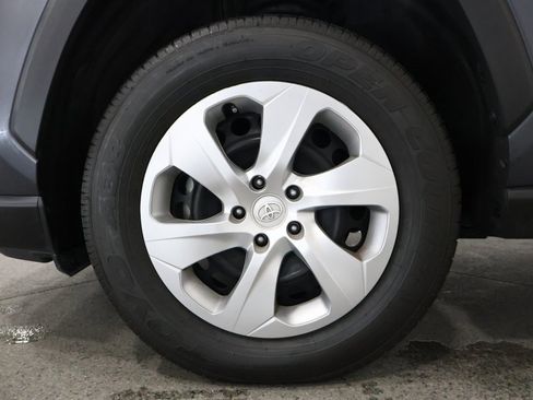 Used 2023 Toyota RAV4 LE image 5