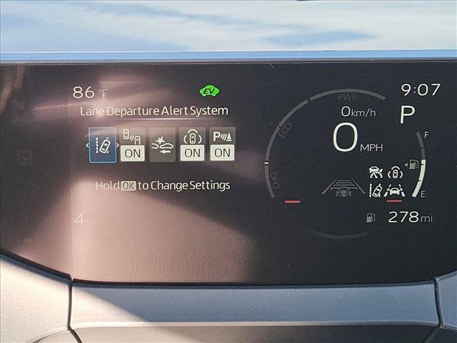 New 2027 Toyota Prius XLE FWD image 11