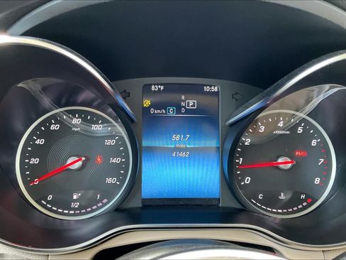 Used 2020 Mercedes-Benz GLC 300 4MATIC image 26