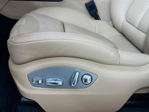 New 2026 Porsche Macan S image 12