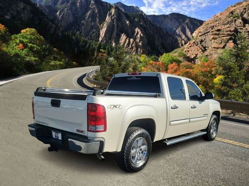 Used 2013 GMC Sierra 1500 SLT image 3
