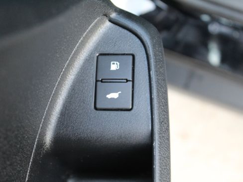 Used 2021 Honda Pilot Touring image 38