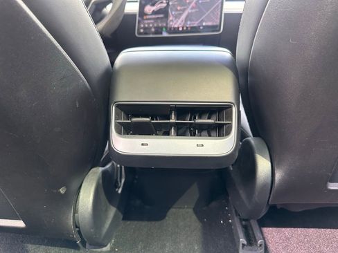 Used 2020 Tesla Model 3 Standard Range image 15