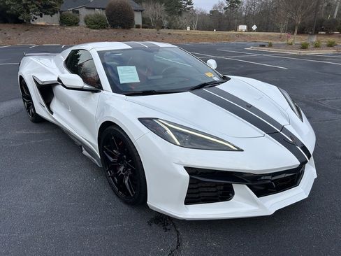 Used 2023 Chevrolet Corvette Z06 image 21