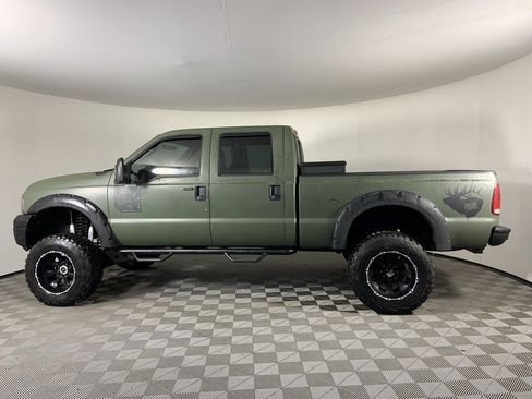 Used 2005 Ford F250 Lariat image 6