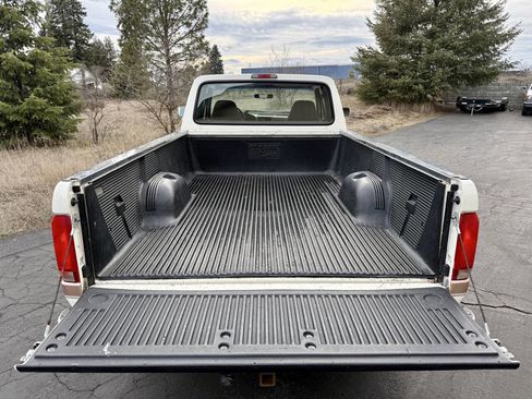 Used 1995 Ford F250 XLT image 87