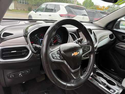 Used 2018 Chevrolet Equinox Premier AWD/4WD image 7