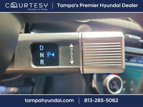 New 2025 Hyundai Tucson Limited image 23