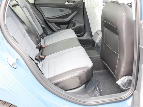 New 2026 Volkswagen Jetta SE FWD image 40