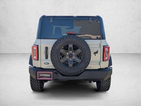 New 2025 Ford Bronco Outer Banks image 8