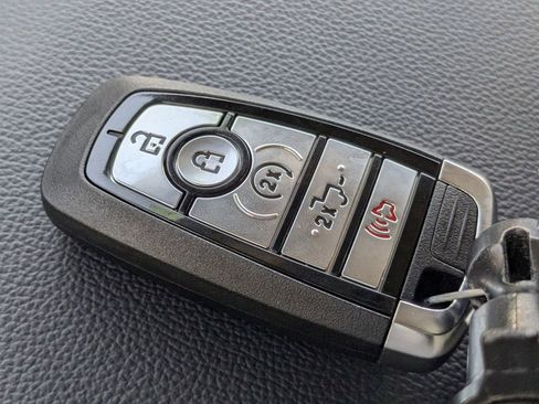 New 2025 Ford F150 Lariat w/ Equipment Group 502A High image 31