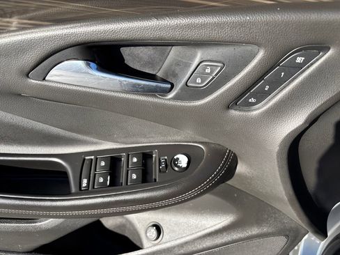 Used 2019 Buick Envision Essence image 15