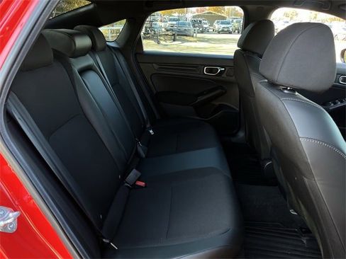 Used 2025 Honda Civic Sport image 31