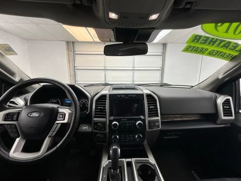 Used 2019 Ford F150 Lariat w/ Equipment Group 502A Luxury AWD/4WD image 4