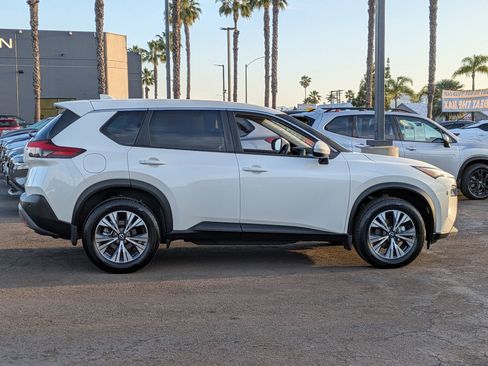 Certified 2023 Nissan Rogue SV image 4