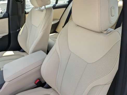 New 2026 BMW 330i Sedan image 7