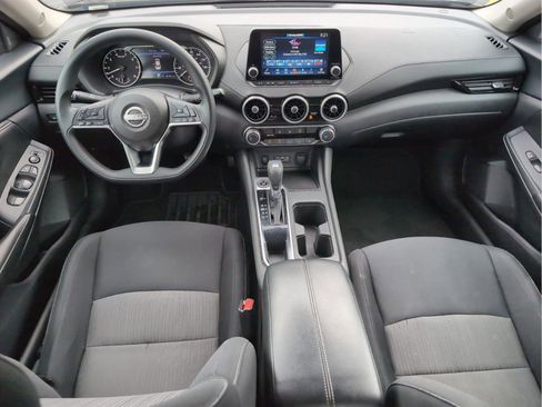 Used 2024 Nissan Sentra SV FWD image 25
