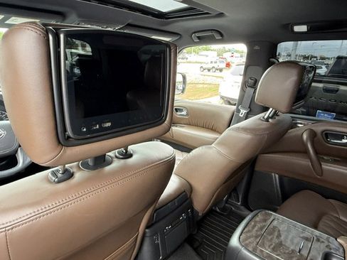 Used 2023 Nissan Armada Platinum w/ Captain's Chairs Package AWD/4WD image 25