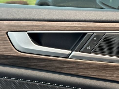 Certified 2026 Volkswagen Atlas SEL AWD/4WD image 30