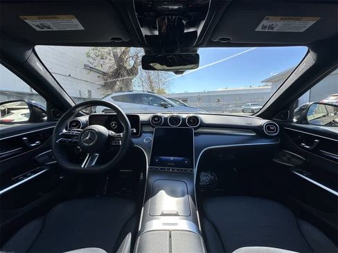 Used 2024 Mercedes-Benz C 300 Sedan image 10