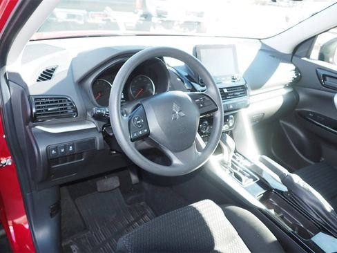 Used 2024 Mitsubishi Eclipse Cross LE image 11