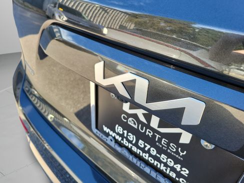Certified 2023 Kia Niro SX Touring FWD image 30
